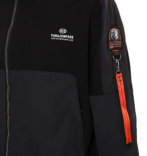 Parajumpers