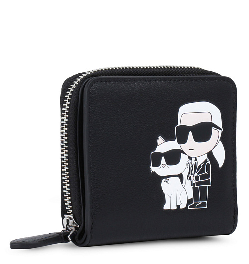 Karl Lagerfeld   